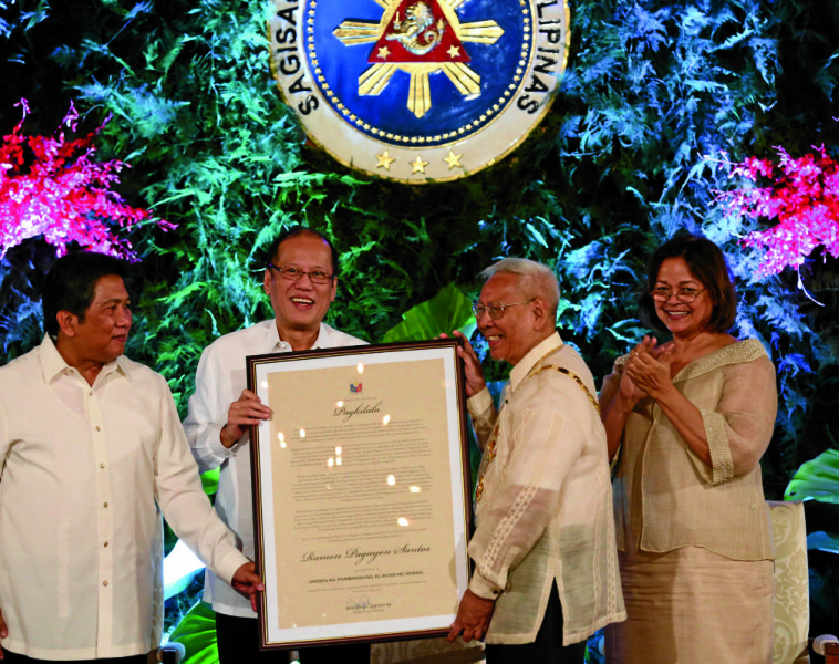 NATIONAL ARTIST AWARD/ APRIL 15,2016 President Benigno aquino lll hand over the plaque  and confers the collar of the Order of the National Artist  Award to Ramon P. Santos a composer, conductor, musicologist, scholar and mentor, academic and cultural administrator   in a ceremony held in Malacanang, April 15,2016. Also in photo: Secretary Herminio Coloma and Emely Abrera,  Chairman, Cultural Center of the Philippines. INQUIRER PHOTO/JOAN BONDOC