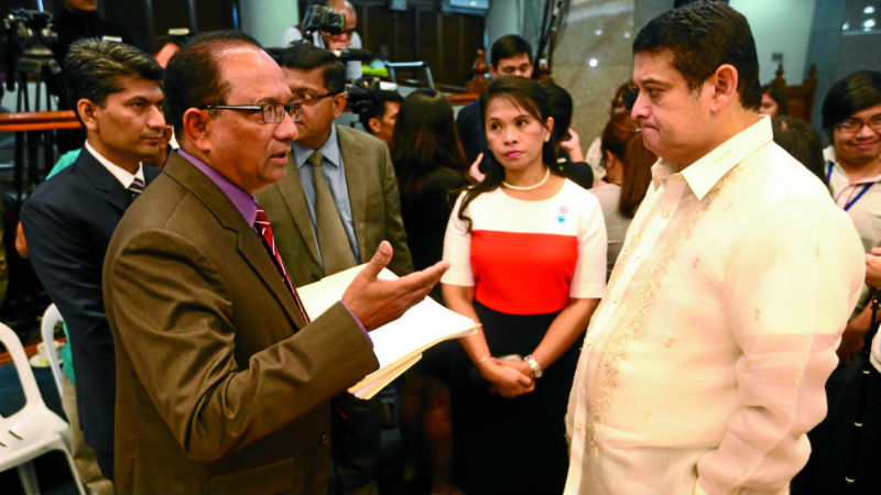 GIVE STOLEN MONEY BACK       Bangladesh Ambassador to the Philippines John Gomes (left)  tells Sen. Teofisto Guingona III of his government’s desire for the immediate return of part of the $81 million stolen from Bangladesh Bank that casino junket operator Kim Wong has turned over to the Anti-Money Laundering Council. LYN RILLON 