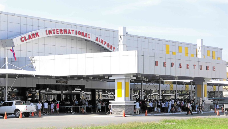 THE CLARK International Airport in Pampanga, a former facility of the United States’ 13th Air Force, is seen as an alternative to  Ninoy Aquino International Airport in Metro Manila.      TONETTE T. OREJAS/INQUIRER CENTRAL LUZON