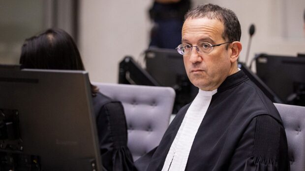 Featured articles right